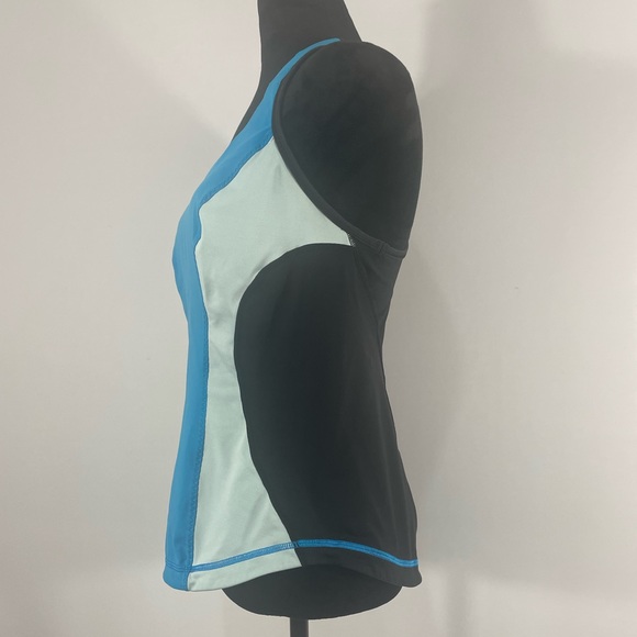 Lululemon Cardio Kick Tank Top, Built in Bra, Shades of Blue & Black, Size Small - Picture 4 of 12